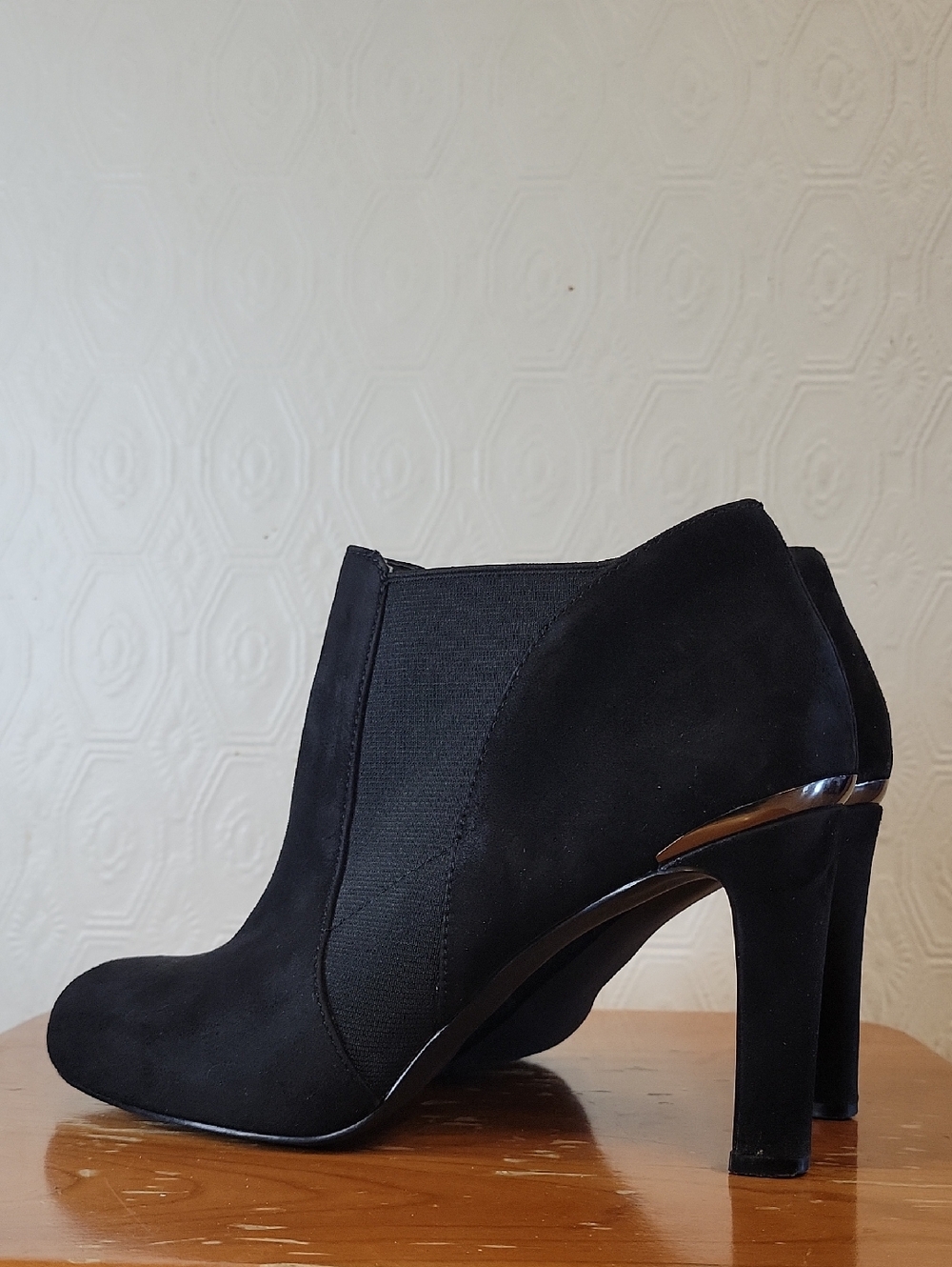 Tahari Black Suede Ankle Bootie‎ - US 8 — Silver Cutout Heel - Sleek Dress Boot